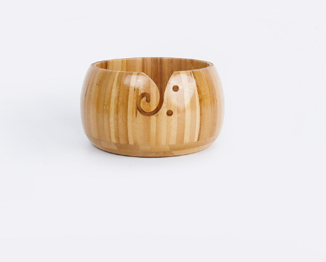 Bamboo Yarn Bowl with Lid – Wooden Yarn Holder