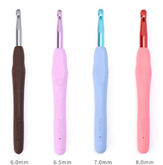 Soft Grip Crochet Hook Set – 9pc Ergonomic Silicone Handles